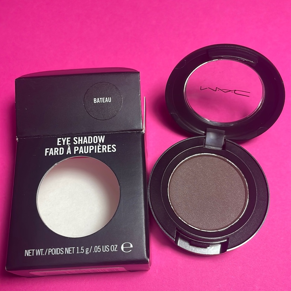MAC Bateau eyeshadow